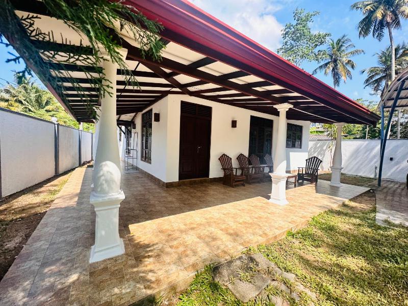 OOLA Habaraduwa - image 1