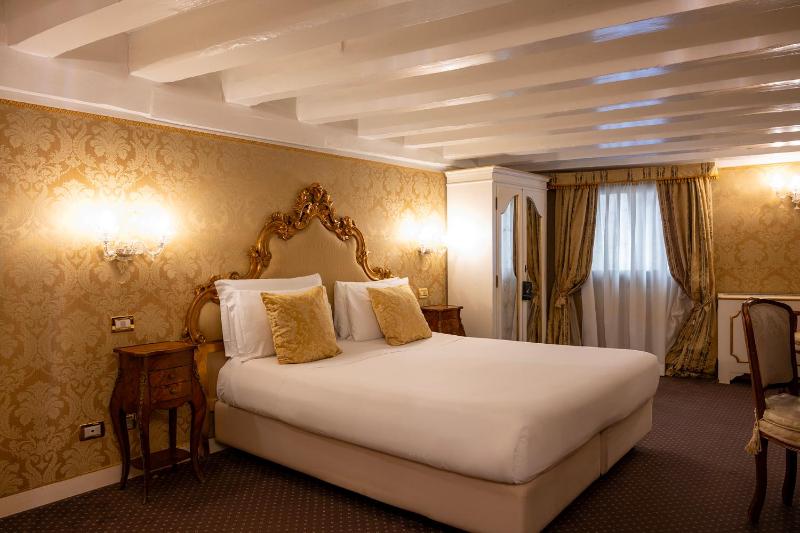 Triple Room image 1