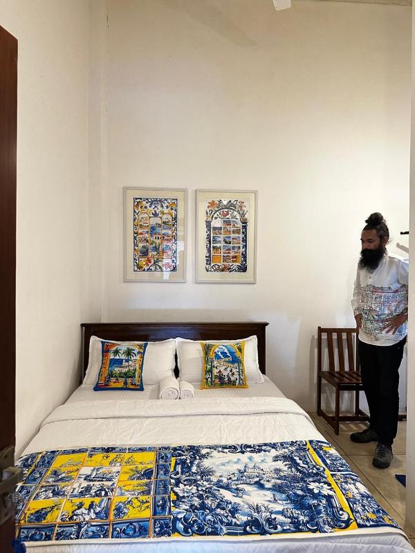 ArtNEST Gallery Stay  Pedlars St  Galle Fort - image 11