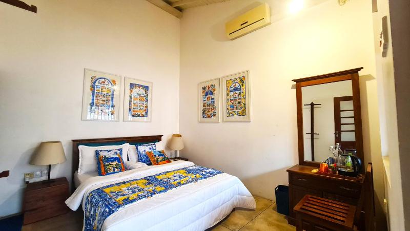 ArtNEST Gallery Stay  Pedlars St  Galle Fort - image 3