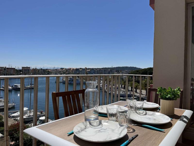Appartement rénové avec vue marina Gruissan GN140-1033 - image 4