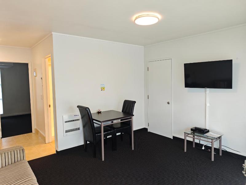 Great Lake Motel Taupo - image 14