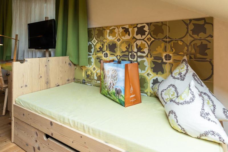 Deluxe Double Room image 3