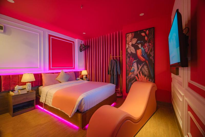 Chiic House Nha Trang Hotel - image 9