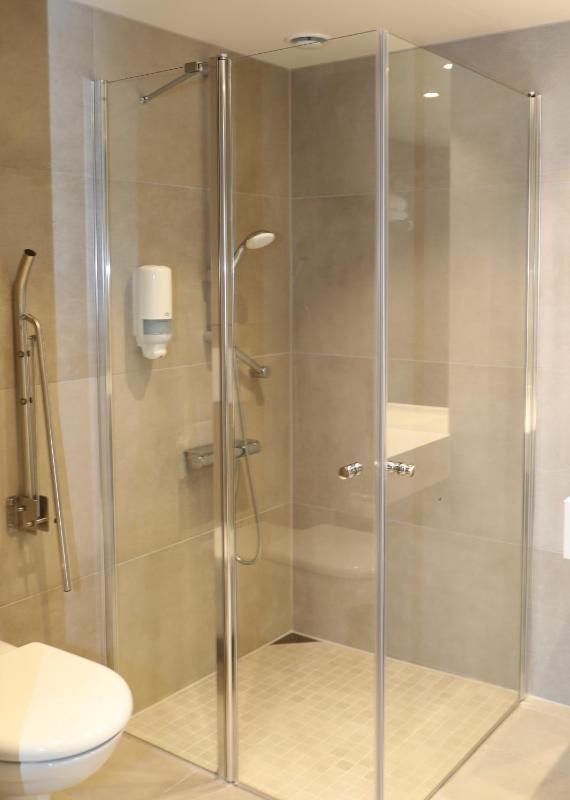 Twin Room - Disability Access image 4