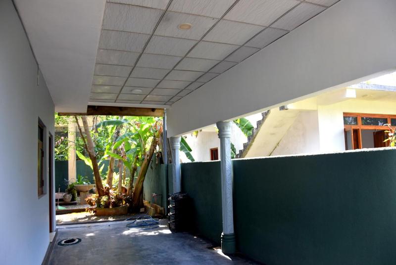 Dulina Holiday Home Anuradhapura - image 18