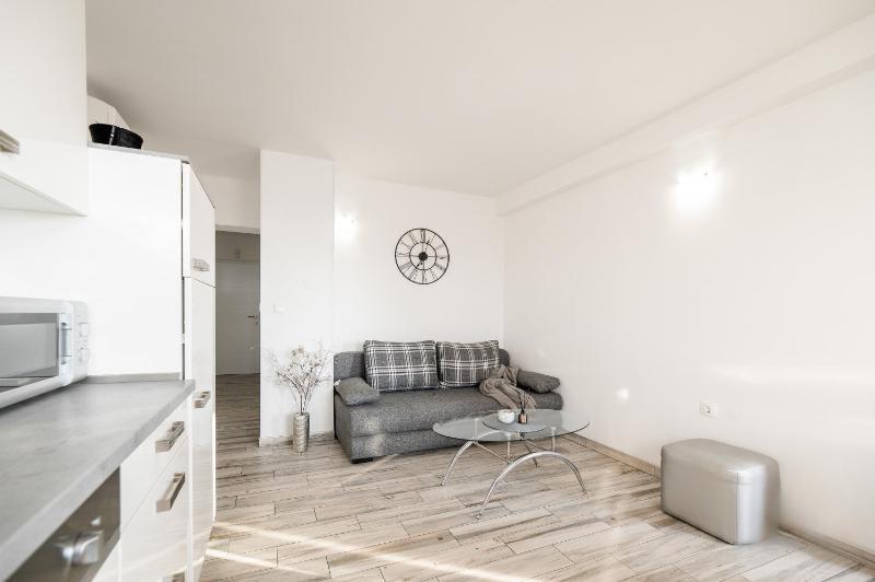 Bubi Apartments - image 10