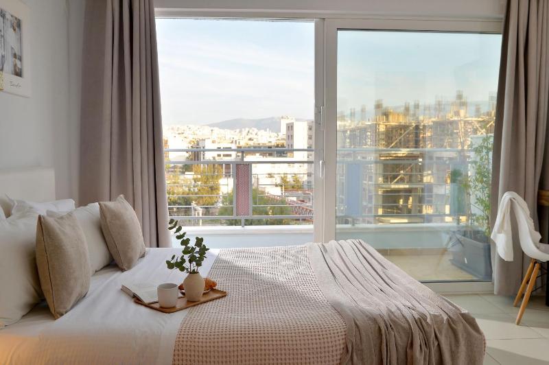 Maisonette with Acropolis View image 1