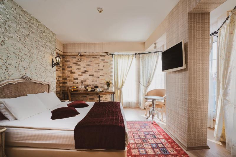 Deluxe Room image 1
