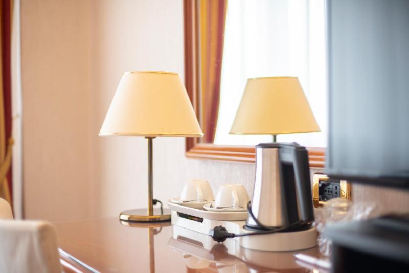 Superior Double Room image 3