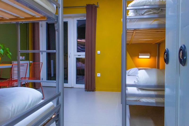 Bed in 4-Bed Male Dormitory Room image 1