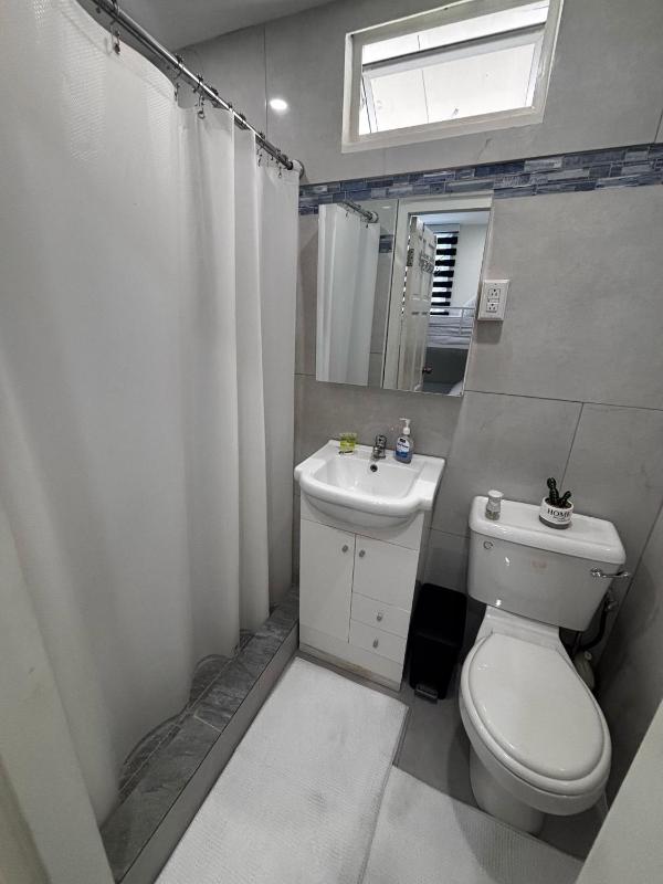 Elm's Secret Nest Westmoorings-2 Bedroom Suite and Pool - image 10