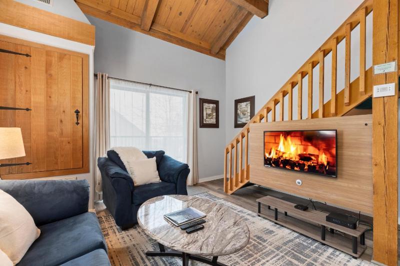 One-Bedroom Apartment image 1