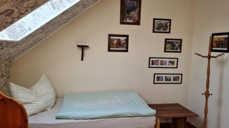 Pension Kapellenstraße - Ferienwohnung mit individueller Ausstattung - jedes Zimmer ist anders Komplette Küche - image 17