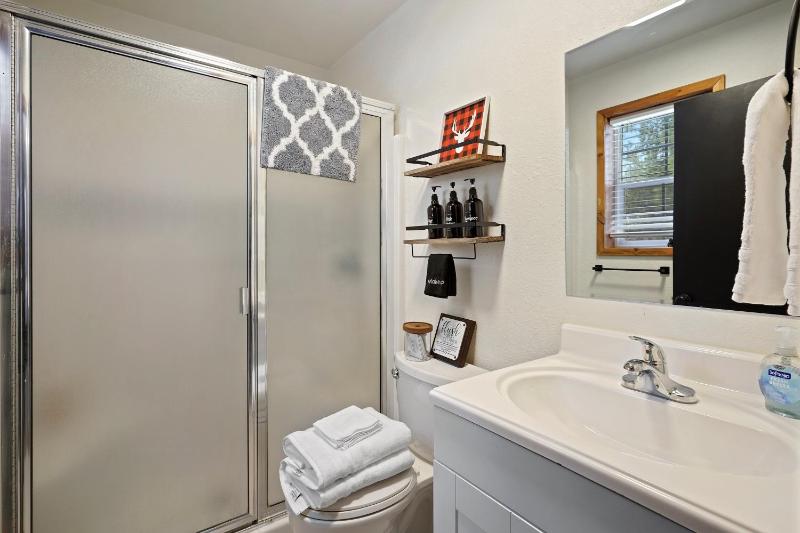 Apartment image 3
