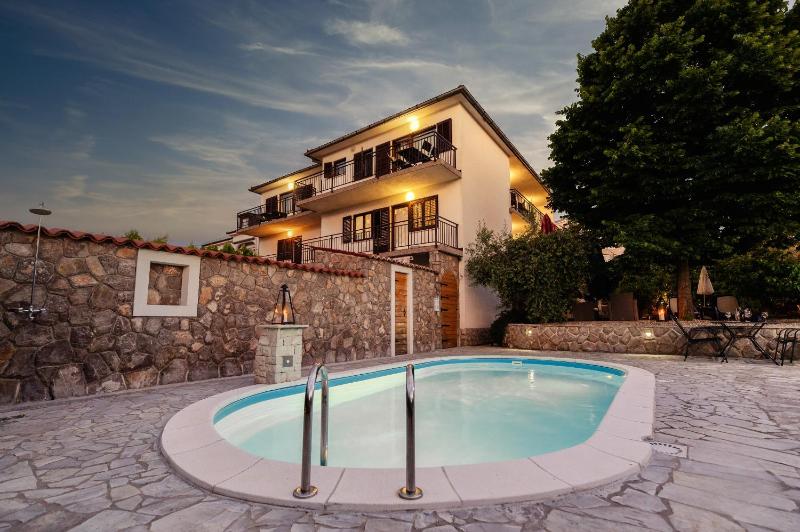 Bubi Apartments - image 6