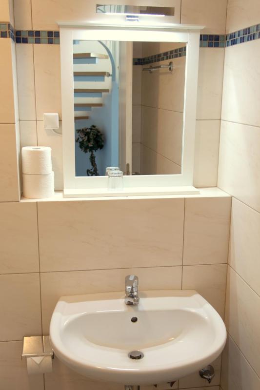 Apartment image 2