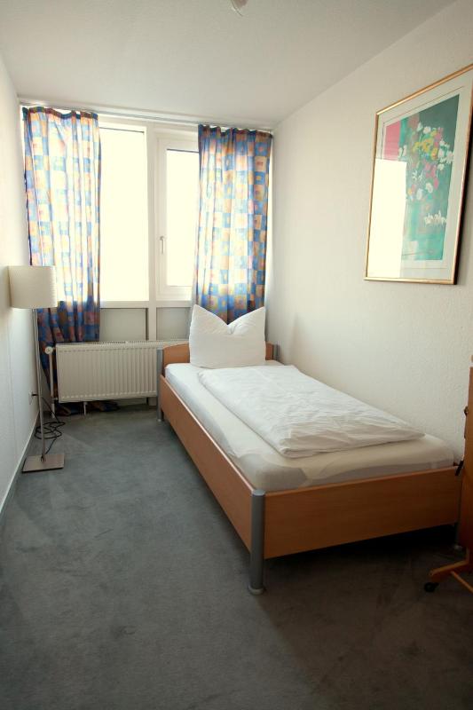 Apartment image 4
