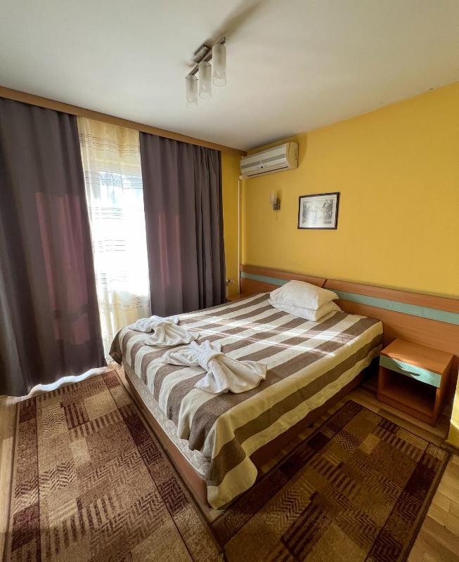 Single Room image 4