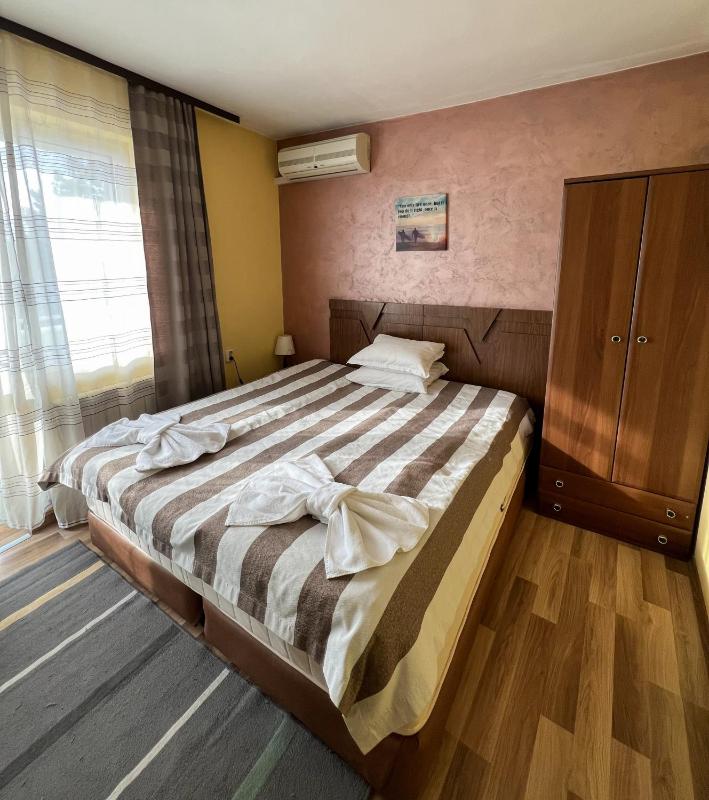 Single Room image 3