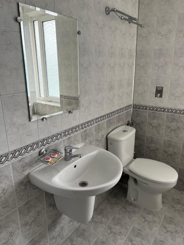 Suite image 2