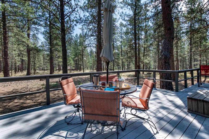 12 Quartz Mountain - image 29
