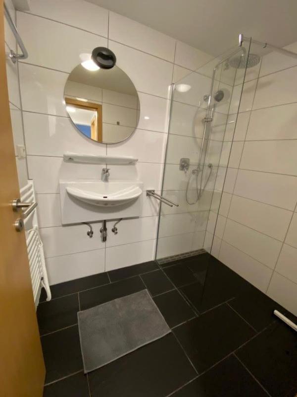Apartment image 4