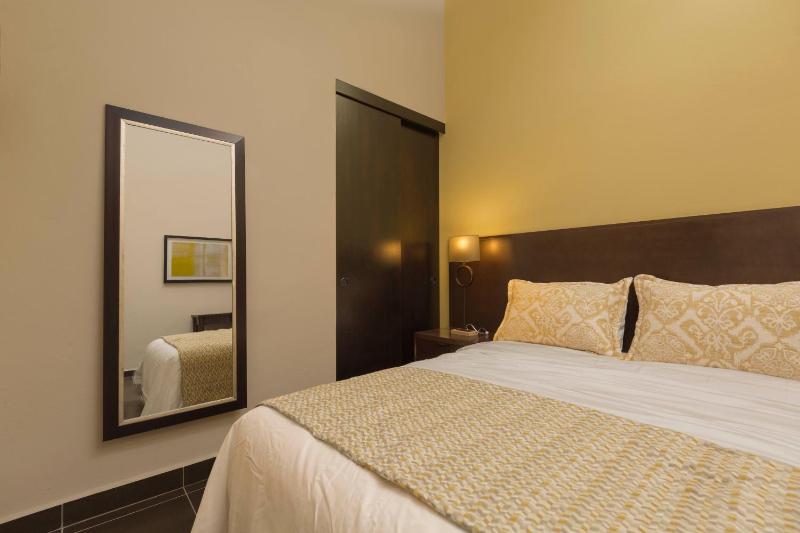 Interior Double Room image 4