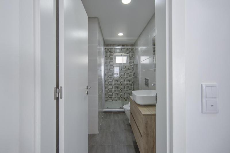 Olivais Modern by Homing - image 7