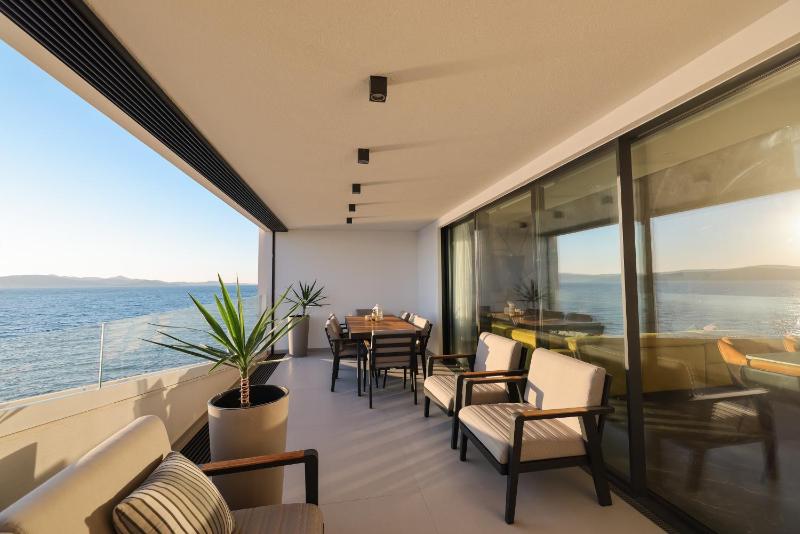 Residence 8 - image 11