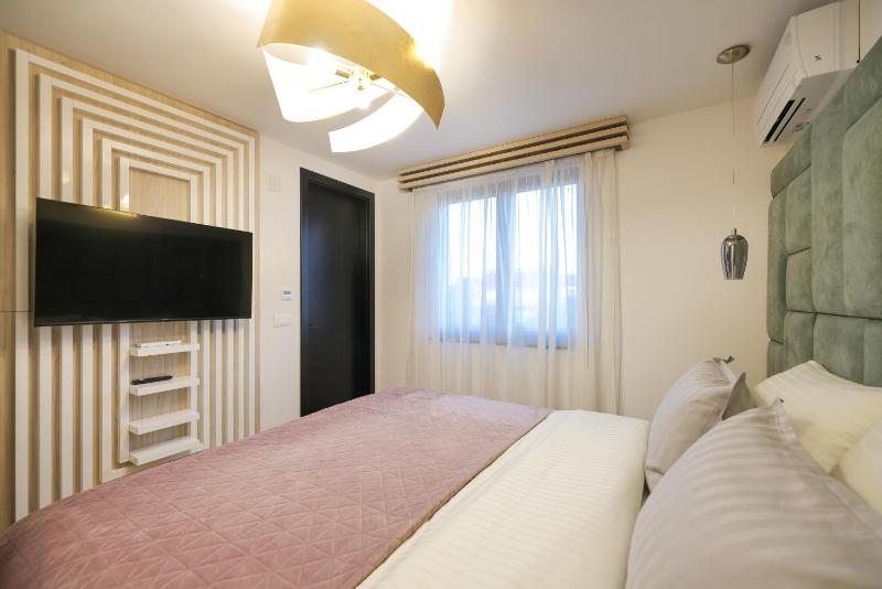 Residence 8 - image 37