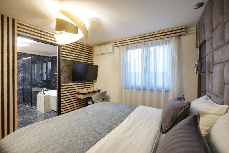 Residence 8 - image 30