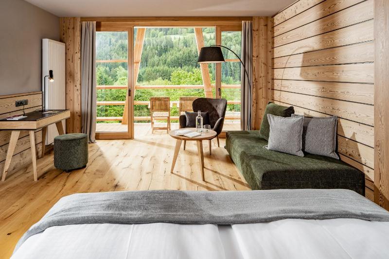 Suite with Mountain View image 4