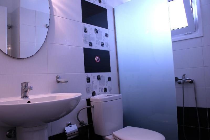 Double Room with Balcony and Sea View image 2