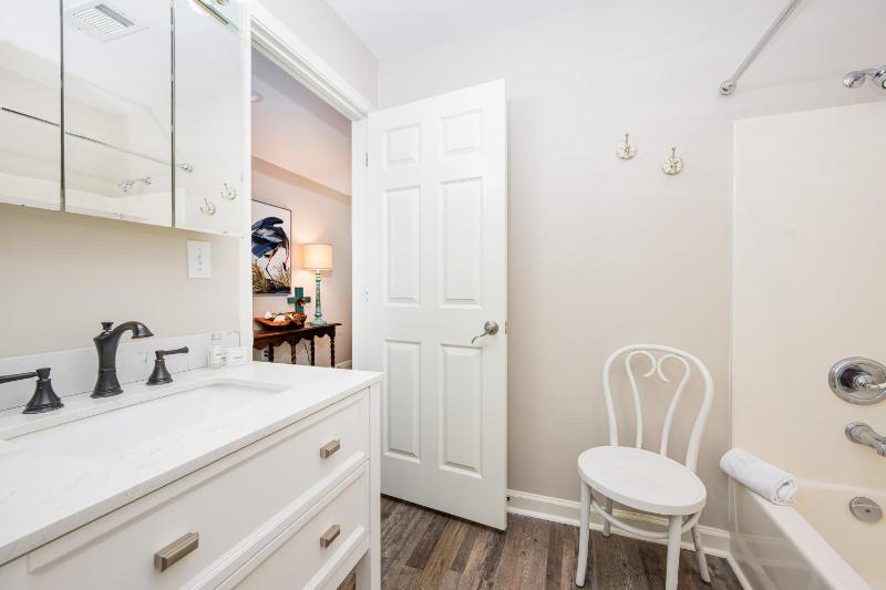 Bayside Bungalow 9531 home - image 36