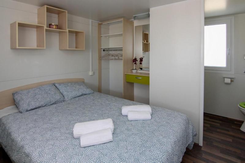 Apartments with hot tub Pakostane Biograd - 23865 - image 9