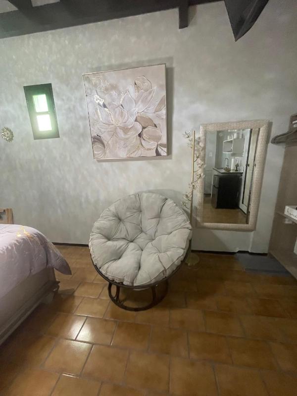 Standard Suite image 4