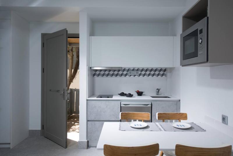 Superior One-Bedroom Apartment with Sea View image 4