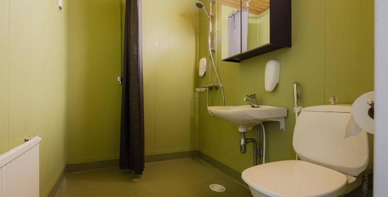 Economy One-Bedroom Apartment image 4