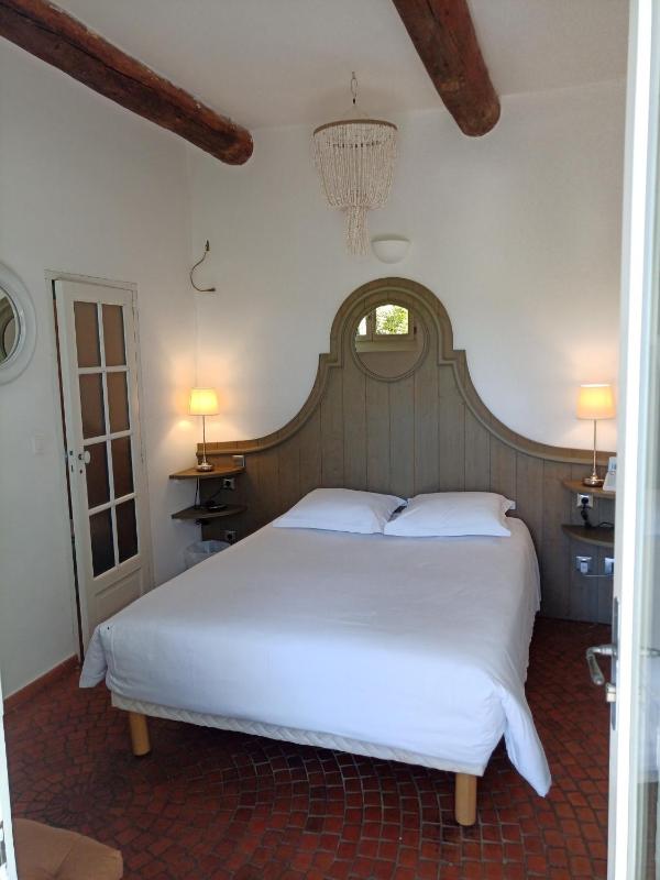 Standard Single Room image 1