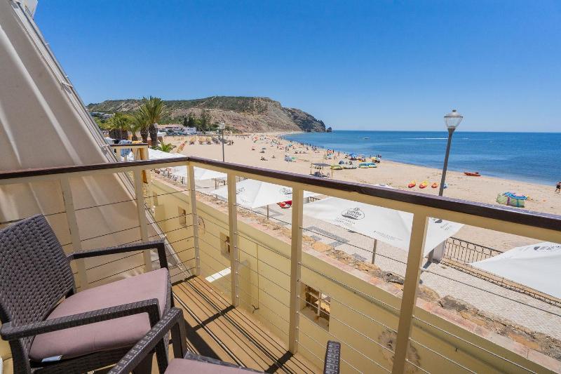 One Bedroom Apartment Sea Front image 1