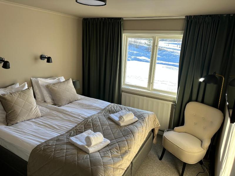 Twin Room image 1