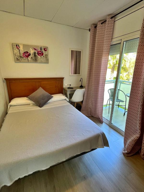 Single Room image 3
