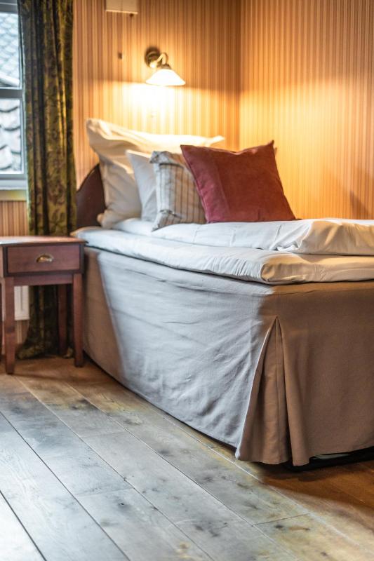Single Room image 3