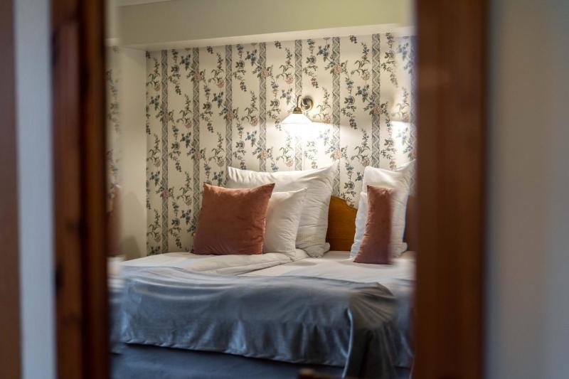 Junior Suite image 1