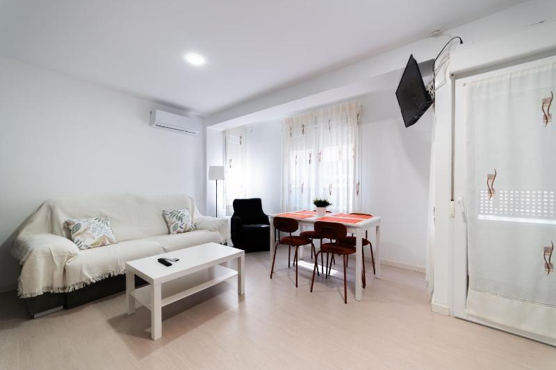 Hotel Quatre Llunes - image 14