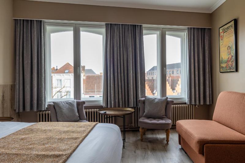Triple Room image 4