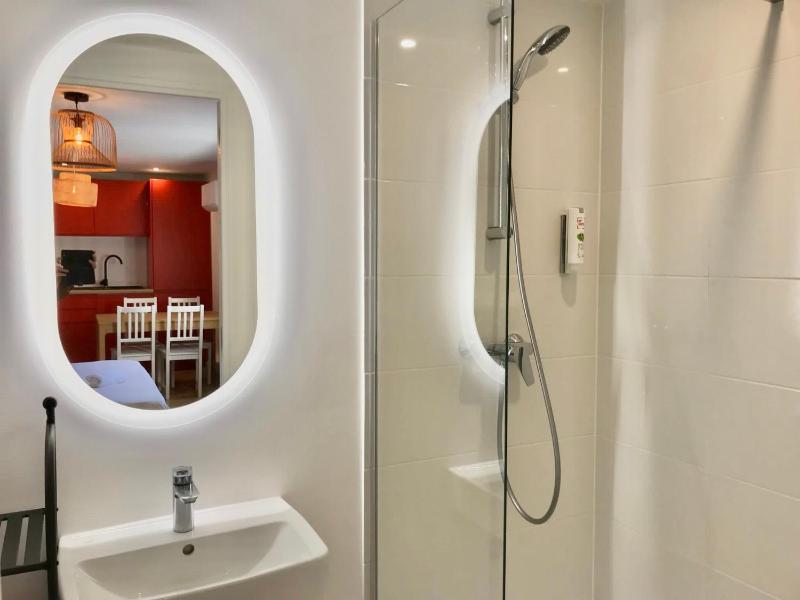 Studio Apartment image 2