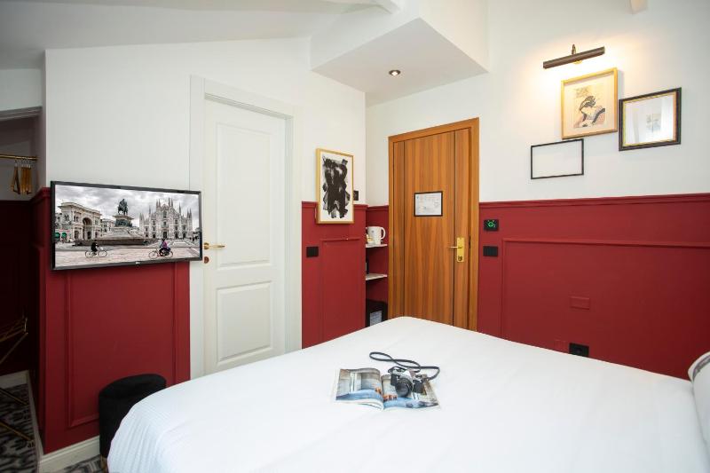 Double or Twin Room image 2