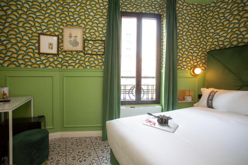 Single Room image 4
